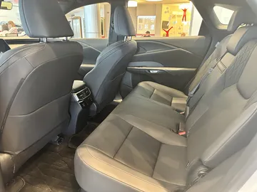 Купить Lexus RX, V Белый 300 2.0 AT (248 л.с.) 4WD от 8100000 ₽. в Оренбурге