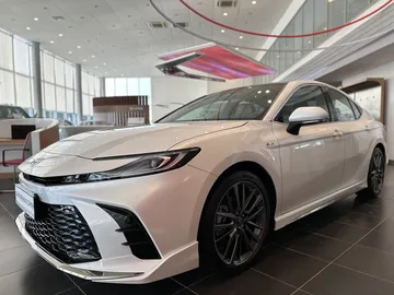 Купить Toyota Camry, IX (XV80) China Market Белый 2.0hyb CVT (197 л.с.) от 4350000 ₽. в Оренбурге